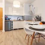 Lägenhet Vacationclub - Kasprowicza 20a 310 Kołobrzeg